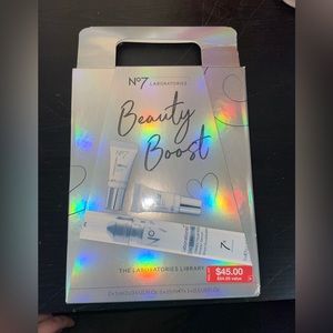 No7 Skincare Set